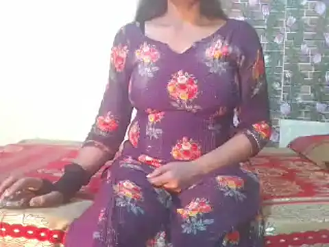 nikitahot3 online show from 01/08/25, 03:07