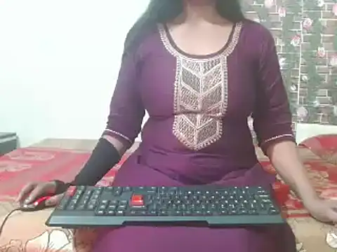 nikitahot3 online show from 01/13/25, 09:08