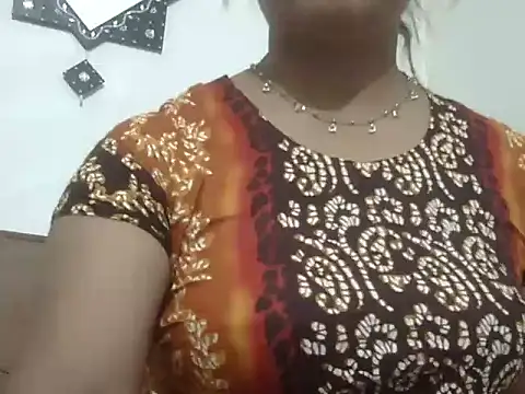 Snapshot of shekira99 chatting on 04/20/26, 01:58 shekira99 online show from 04/20/26, 01:58