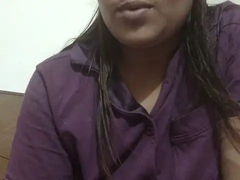 Snapshot of shekira99 chatting on 06/30/26, 02:40 shekira99 online show from 06/30/26, 02:40