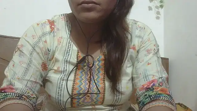 Snapshot of shekira99 chatting on 07/21/26, 02:08 shekira99 online show from 07/21/26, 02:08