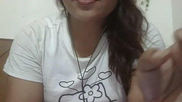 Snapshot of shekira99 chatting on 08/08/26, 09:17 shekira99 online show from 08/08/26, 09:17