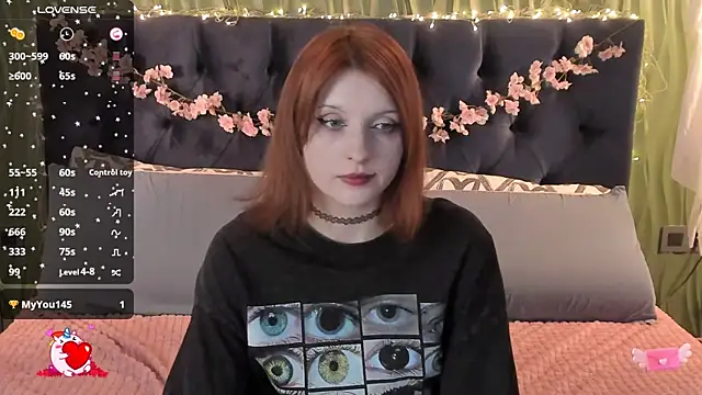 Snapshot of AliceLanley chatting on 10/11/25, 11:31 AliceLanley online show from 10/11/25, 11:31