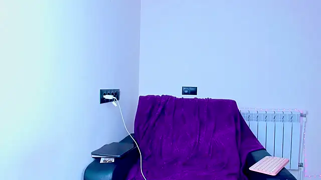 dollmore online show from 09/27/25, 06:07