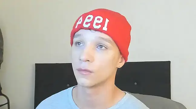 angelcortes online show from 12/17/24, 11:28