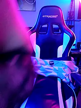 Snapshot of Funwithbrad1 chatting on 12/11/24, 05:43 Funwithbrad1 online show from 12/11/24, 05:43