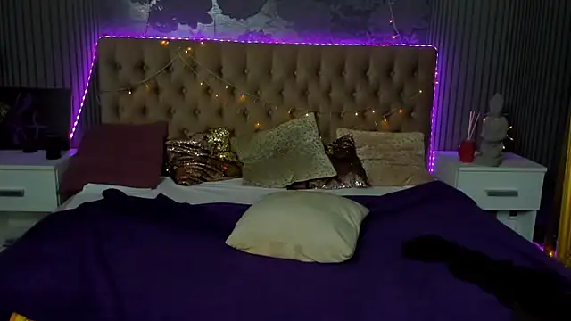 DellaRowe online show from 12/10/24, 04:27