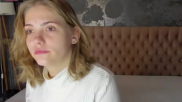 DellaRowe online show from 10/10/25, 06:01