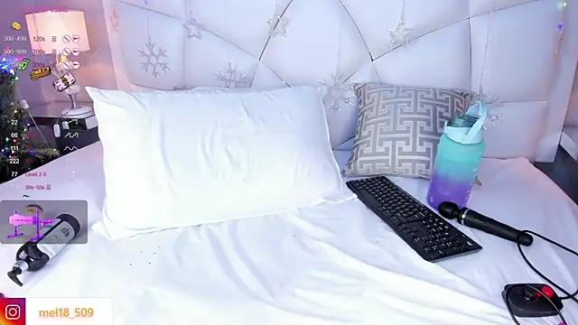 MelanieKlaus online show from 12/24/24, 02:44
