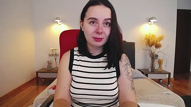 Snapshot of DiJiRay chatting on 01/07/25, 10:32 DiJiRay online show from 01/07/25, 10:32