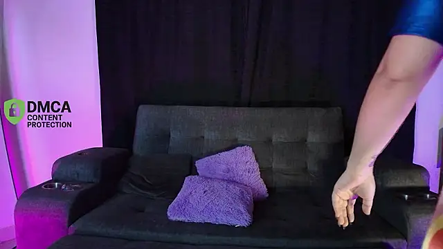 Snapshot of yungelitamor_ chatting on 03/09/26, 05:33 yungelitamor online show from 03/09/26, 05:33