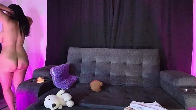 Snapshot of yungelitamor_ chatting on 07/20/26, 05:11 yungelitamor online show from 07/20/26, 05:11