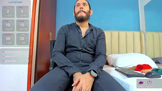 jeanpiere  online show from 10/14/25, 02:45