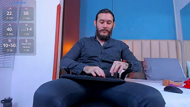 jeanpiere  online show from 10/21/25, 03:07