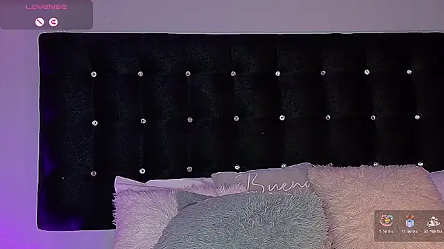 charlotteeruss online show from 12/27/24, 12:07