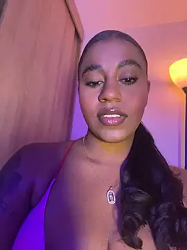 charlotteeruss online show from 07/19/26, 03:38
