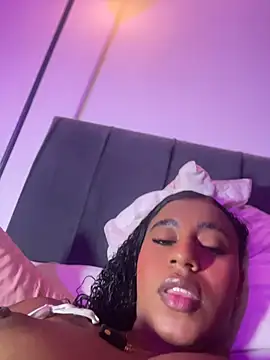 charlotteeruss online show from 07/23/26, 01:58