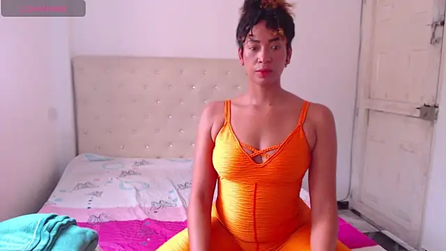 Snapshot of melisacruzz chatting on 01/19/25, 03:32 melisacruzz online show from 01/19/25, 03:32