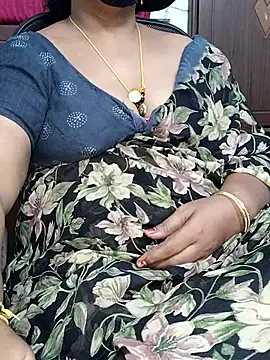 yours-kavaya online show from 10/13/25, 03:17