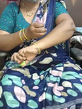 yours-kavaya online show from 10/31/25, 12:11