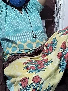 yours-kavaya online show from 12/17/25, 04:35