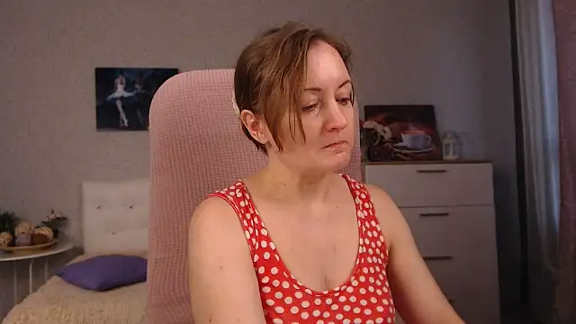 Snapshot of BettyFootFetish chatting on 11/15/25, 10:01 BettyFootFetish online show from 11/15/25, 10:01