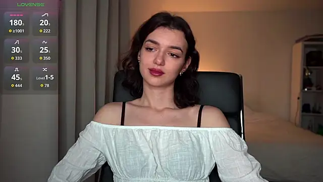 olivia jeas online show from 11/26/25, 12:22