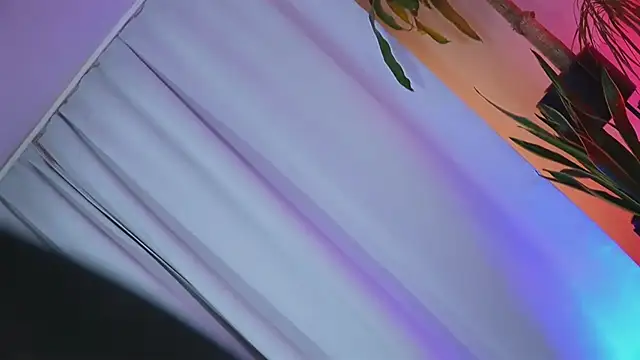 Snapshot of hotmilfbitch chatting on 03/14/25, 02:10 hotmilfbitch online show from 03/14/25, 02:10