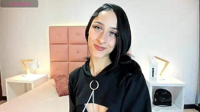 lhiamfit online show from 10/11/25, 02:22