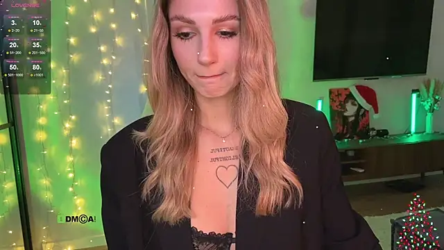 Snapshot of Bun-with-jam chatting on 12/18/25, 12:33 Bun-with-jam online show from 12/18/25, 12:33