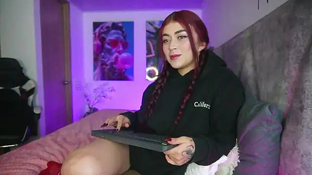 Snapshot of babesamanta chatting on 01/14/25, 05:30 babesamanta online show from 01/14/25, 05:30