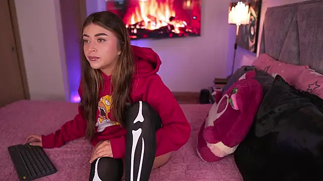 Snapshot of babesamanta chatting on 10/13/25, 04:45 babesamanta online show from 10/13/25, 04:45