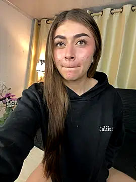 Snapshot of babesamanta chatting on 11/17/25, 12:38 babesamanta online show from 11/17/25, 12:38