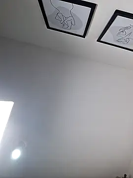 Snapshot of hornycreamybabe chatting on 11/25/25, 06:46 hornycreamybabe online show from 11/25/25, 06:46