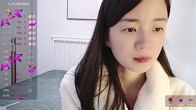 A-xena online show from 12/06/24, 02:17