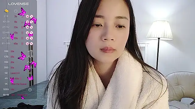 A-xena online show from 12/10/24, 02:17
