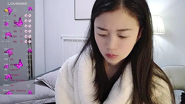 A-xena online show from 12/11/24, 02:09