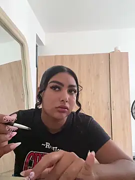 NatashaBrown12 online show from 10/18/25, 01:01