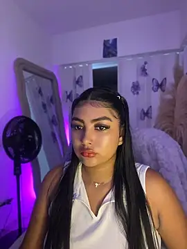 NatashaBrown12 online show from 05/13/26, 03:09