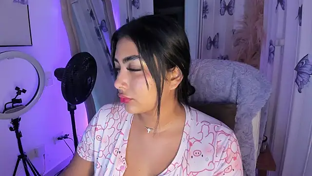 NatashaBrown12 online show from 06/10/26, 10:08