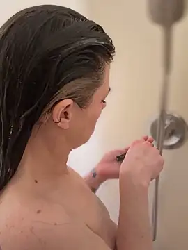 LadyLena1 online show from 12/05/24, 04:34