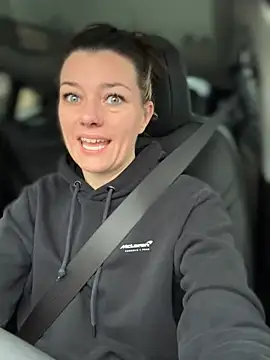 LadyLena1 online show from 12/12/24, 06:10