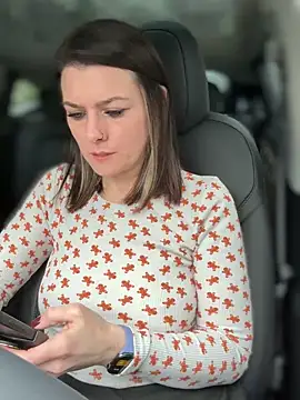 LadyLena1 online show from 12/13/24, 09:20