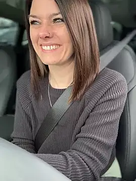 LadyLena1 online show from 12/15/24, 09:09