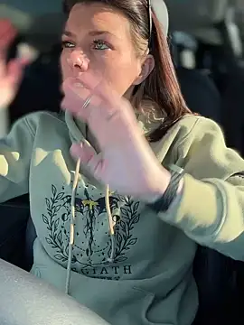 LadyLena1 online show from 12/29/24, 07:22