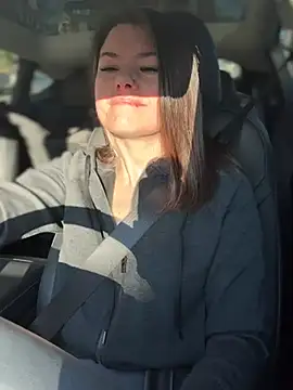 LadyLena1 online show from 01/22/25, 05:49