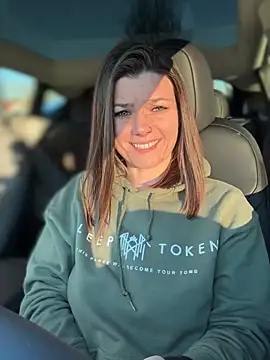 LadyLena1 online show from 01/27/25, 12:22