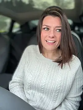 LadyLena1 online show from 01/30/25, 06:54