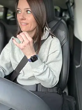 LadyLena1 online show from 10/11/25, 06:06