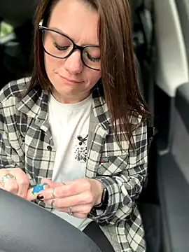 LadyLena1 online show from 10/21/25, 06:08